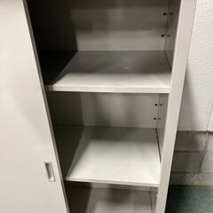 グリーンライフ スチール製 物置 3段 収納庫 幅88cm×奥行47cm×高さ131cm の画像