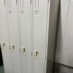 2台あり 4人用 ロッカー スチール製 鍵無 事務用品 オフィス 幅90cm×奥行52cm×高さ180cm の画像