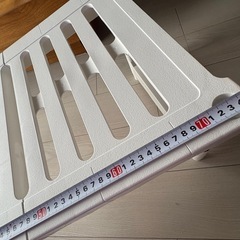 伸縮式シンク下収納棚の画像
