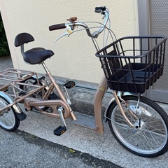 低重心の三輪自転車 サギサカ こげーるlivelyⅢ 3段変速 定価14万円の画像