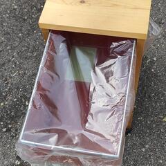 新品　パイン材　ラック　キャスター付きの画像