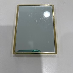 鏡の画像