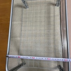 ガラステーブルの画像