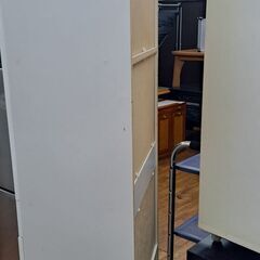 【リサイクルショップどりーむ鹿大前店】No.1922　食器棚　ホワイトカラー　縦型タイプ　写真参照🎵　お手頃価格🎵の画像