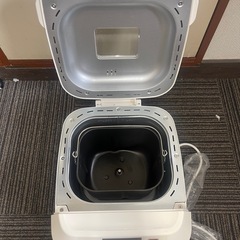 siroca（シロカ）　全自動ホームベーカリー　SB-111ホームベーカリー　 ホワイト SB-111 パン焼き器 の画像