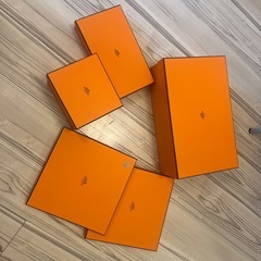 エルメスオレンジボックスの画像