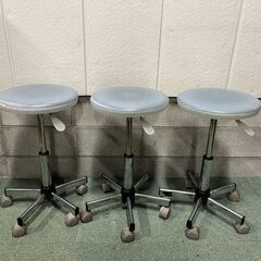 丸スツール 3台セット 回転 昇降 キャスター付 病院 医院 エステ 接骨院 診療所 直径45cm（座席35cm）×高さ45cm～63cmの画像