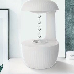水が水玉になる加湿器　猫の水飲みの画像
