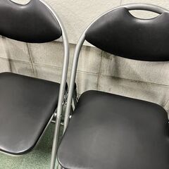 不二貿易 パイプ椅子 3脚セット 折りたたみ式 ブラック チェア 幅45cm×奥行47cm×高さ80cm（座高45cm） の画像