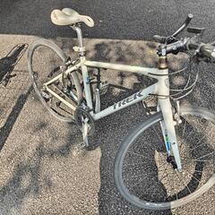 trek fx7.4 クロスバイク 動作品の画像