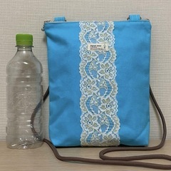 ショルダーバッグ、ポシェット、サコッシュ ブルー系の画像
