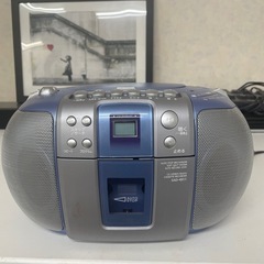 ポータブルCDプレーヤー FM/AMラジオ機能付きの画像