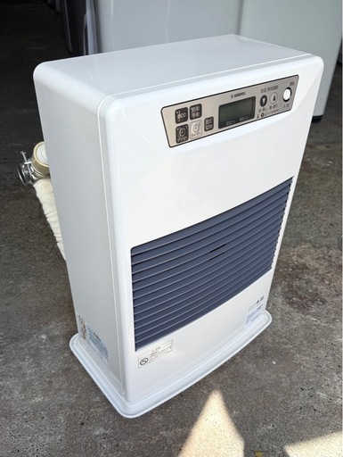 札幌市内配送可 美品 21年9月製 サンポット FF式温風石油ストーブ FF-4211TL S 木造11畳/コンクリート18畳