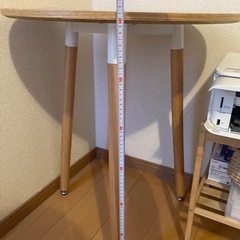 【宇城市　無料】丸テーブルの画像