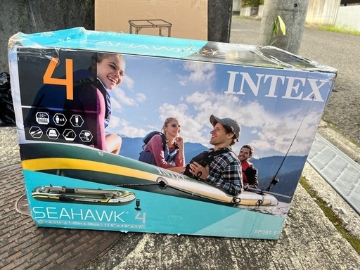 インテックス シーホーク 4 インフレータブル 4人用 ボート セットINTEX Seahawk 4 Inflatable Boat Set