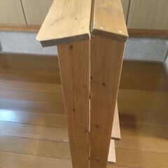 折りたたみ脚立(木製)　５段＆４段　横幅３８×奥行６２×高さ８７cm(折りたたみ時：横幅３８×奥行２６×高さ８７cm)の画像