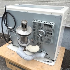 札幌市内配送可 美品 サンポット カベック FF式輻射石油ストーブ FFR-7011RF A 木造18畳/コンクリート29畳の画像