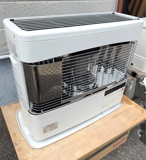 札幌市内配送可 17年製 コロナ FF式輻射石油ストーブ RFD-68BFS 木造18畳/コンクリート28畳 