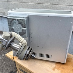 札幌市内配送可 17年製 コロナ FF式輻射石油ストーブ RFD-68BFS 木造18畳/コンクリート28畳 の画像