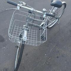 27インチ 🚲 中古 自転車 10,800円 🔁3段切替 🔑鍵 💡ライト付 新規防犯登録料コミ 914の画像
