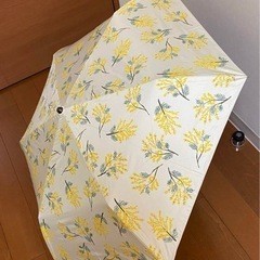 【1級遮光(UV)+遮熱効果】晴雨兼用傘(折りたたみ) 軽量の画像