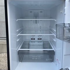 f●■三菱・ノンフロン冷凍冷蔵庫146L / 2ドア【MR-P15EF-KK】ブラック 2021年製の画像