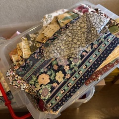 布　大量　パッチワーク　手芸　趣味の画像