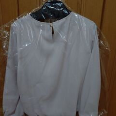 【タグ付き新品未使用】INDIVIブラウス　ピンクの画像