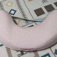 エルゴベビー授乳クッションの画像