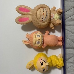 ラブブの画像