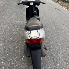 セルにて始動　綺麗　レッツ2 サイドスタンド付きの画像