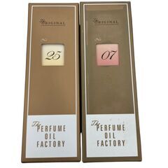 186000 The Perfume Oil Factory Tokyo 東京パフュームオイル（株） オリジナルパフュームオイル [07] Lotus [25] Mandarin Red, Honey suckle 香油　ロールオン　8ml 2点まとめ売り [250327HM150332]の画像