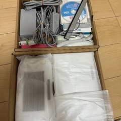 【動作確認済】Wii U 本体 スーパーマリオメーカーセット ソフト2本付きの画像