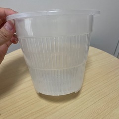 プラスチック鉢 スリット鉢 半透明の画像