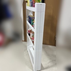 キャスター付きスリム型収納棚の画像