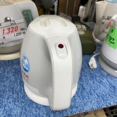 電気ケトル　No.3589　T-fal　ホワイト　KO39　【リサイクルショップどりーむ天保山】の画像