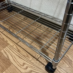 【決まりました】スチールラック　3段　キャスター付きの画像