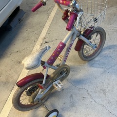 子供用自転車の画像