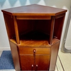 無料:コーナー家具*美品*玄関や寝室、リビングにどうぞの画像