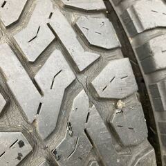 T6◆185/85R16 TOYO オープンカントリーR/T ブラックレター 中古タイヤ4本!!転がし程度のタイヤです ジムニー JA11 JA12 JB23の画像