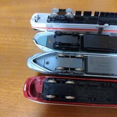 Nゲージ鉄道模型 新幹線風デザイン 4点セット
の画像