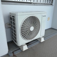 アイリスオーヤマ エアコン 6畳用 ルームエアコン 2.2kW 温度表示あり タイマー 内部清掃機能 本体 室外機 リモコンセット 2023年モデルの画像