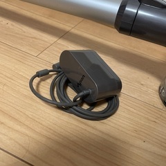 掃除機充電ケーブル付き。の画像