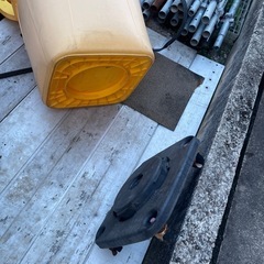 ゴミ箱　　　ダストボックスの画像