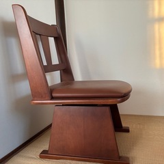 【決まりました】天然木イス2脚　椅子　いすの画像
