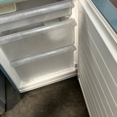☆値下げ☆Y2508-638 AQUA ノンフロン冷凍冷蔵庫 AQR-D28CA 2014年製 動作確認済み キズ汚れ有りの画像