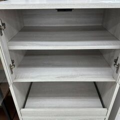 ★リユースのサカイ高崎店★TJ12554 (株)フクダクラフト 食器棚 ベージュ H110×D40×W59.2 クリーニング済みの画像