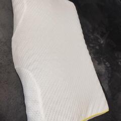 西川　睡眠ラボ ヘルシーピロー ドッツ　枕の画像