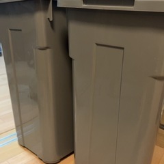 ゴミ箱の画像