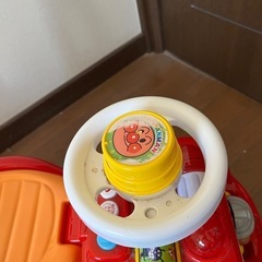 中古品アンパンマン手押し車(決まりました)の画像
